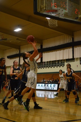 Girls varsity basketball loses close game to King’s Academy