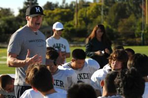 NFL quarterback Jeff Garcia pays visit to football team