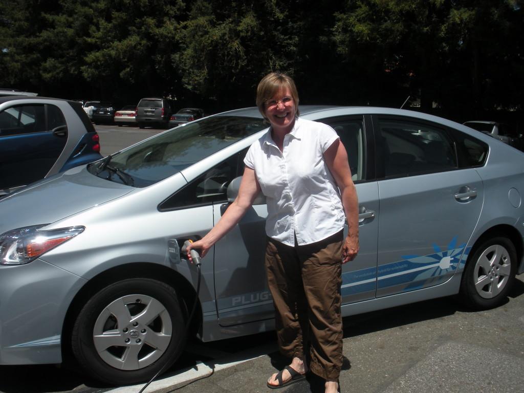 Clare+Elchert+is+one+of+twenty+people+in+USA+to+test+plug-in+Toyota+Prius