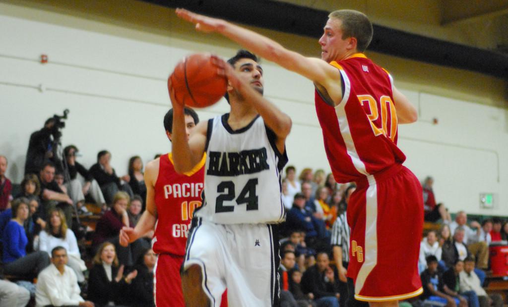 Boys basketball wins first game of CCS