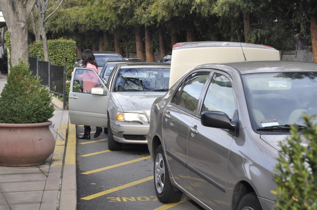 Students conduct traffic survey