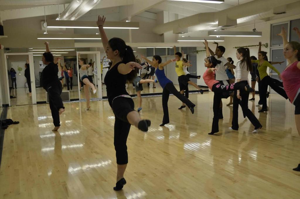 More than 20 students danced to “Someone Like You” by Adele in a master class with Michelle Dirck. The class was organized by Karl Kuehn and Amalia De La Rosa and was held on November 18th at the Upper School.