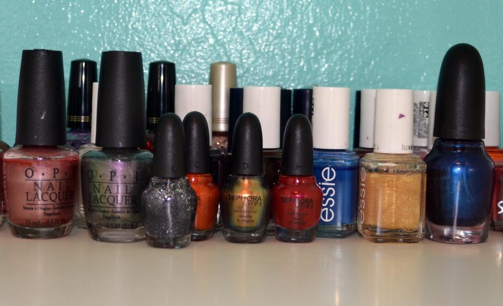Nail+polish+is+a+great+way+to+enhance+an+outfit+if+short+on+time.+Try+these+tips+flawless+nails+for+Winter+Ball.