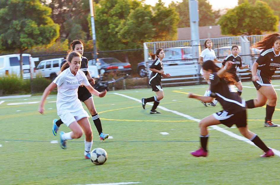 Girls Varsity soccer defeats Eastside College Prep 9-0