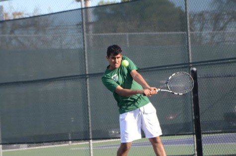 Boys’ varsity tennis defeats Priory to maintain their undefeated record