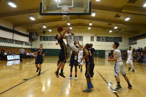 Boys varsity basketball wins against King’s Academy