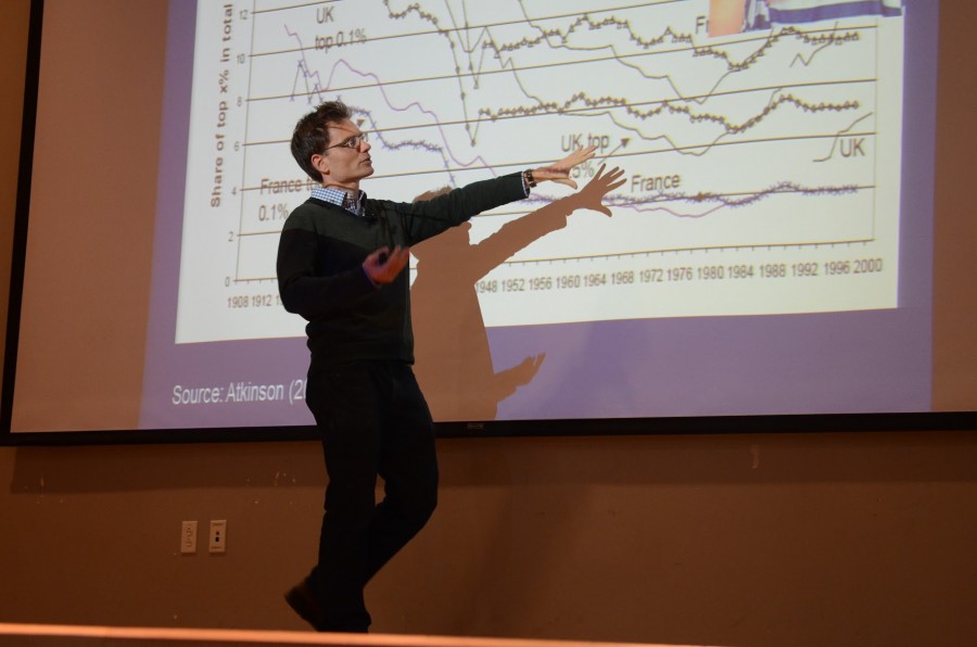 Stanford economics professor Nicholas Bloom delivers a presentation entitled Great Expectations or Hard Times: The Future of the American Economy. 