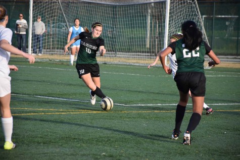Varsity girls soccer loses 0-1 to Notre Dame