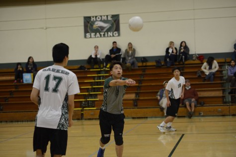 Varsity boys volleyball loses close game 2-3 to Lynbrook High