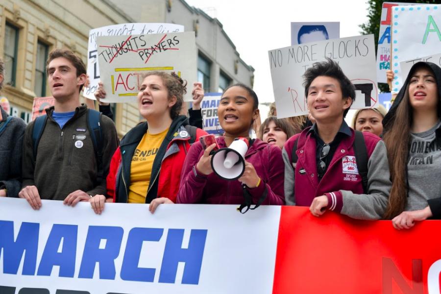 Students that spearheaded the march in San Francisco prepare to partake in the march following the rally. More than 25,000 people participated in the San Francisco march alone on March 24. 