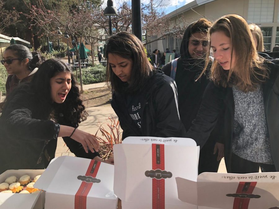 Future Problem Solvers club officers Anvi Banga (10) and Anika Tiwari (10) organize mini bundt cake sales outside Manzanita. Future club events include the state competition from April 20 to 22 at Design 39 in San Diego.