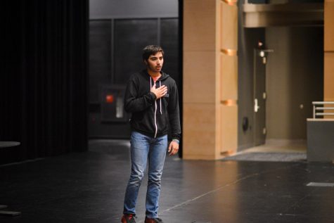 Certificate candidates perform at sophomore juries