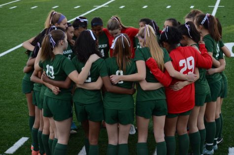 Winter sports teams receive CCS Scholastic awards