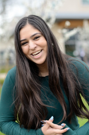 Humans of Harker: Lending a hand