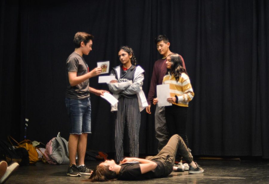 Joel Morel (12), Esha Deokar (‘19), Richard Wang (‘19), Anjali Sheth (12), and Katrina Ipser (‘19) participate in a theater workshop led by cast members of the Oregon Shakespeare Festival on last year’s trip. This year, 23 students and three teachers from the upper school traveled to Ashland to visit the Oregon Shakespeare Festival and see plays like “Macbeth,” “As You Like It,” “All’s Well That Ends Well” and “La Comedia of Errors.”