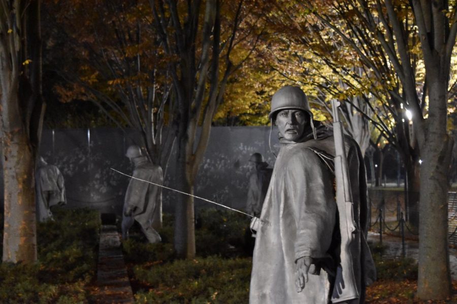 Korean War Veterans Memorial. Located southeast of the Lincoln Memorial and south of the Reflecting Pool, it depicts steel sculptures of American soldiers in action to honor the many soldiers who lost their lives in the Korean War. 
