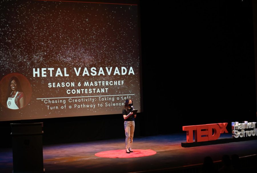 TEDxHarkerSchool co-curator Yejin Song (12) introduces Season 6 MasterChef contestant and recipe blogger Hetal Vasavada. The TEDxHarkerSchool event occured on Saturday, Nov. 20. 