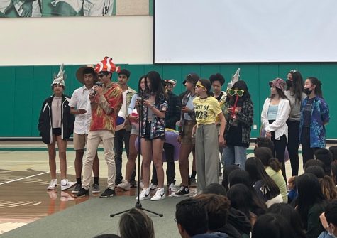 Harker Spirit Leadership Team (HSLT), led by president Sawyer Lai (12) and vice president Paulina Gicqueau (12), entered to the song Classic by MKTO.  Mondays school meeting included announcements by HSLT, TedX, Dance Club and other organizations. 