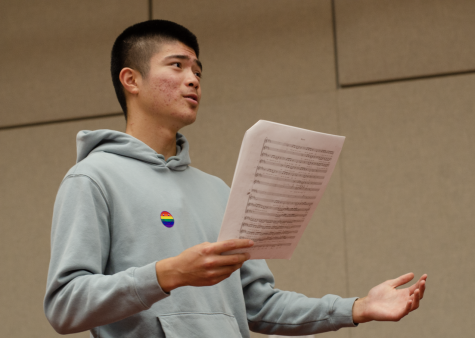 “Singing is a catharsis for me. When I sing, I’m able to bond with the people I sing with, and I’m able to forget about the daily stresses of everything. At school, I don’t think I’ve felt more free than when I’m singing. It’s the way I express myself: sing with friends and have fun, Anthony Zhao (12) said.