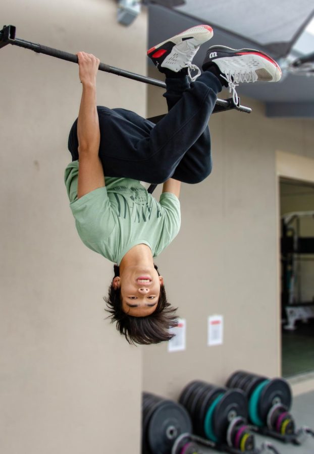 One of my goals right now is being able to do handstand push ups. Things I’m passionate about, I’m able to keep it up for a very long time. Once you have a purpose or explicit image of yourself, then it becomes [something] you’ll do every day or do consistently, Matthew Lau (12) said.