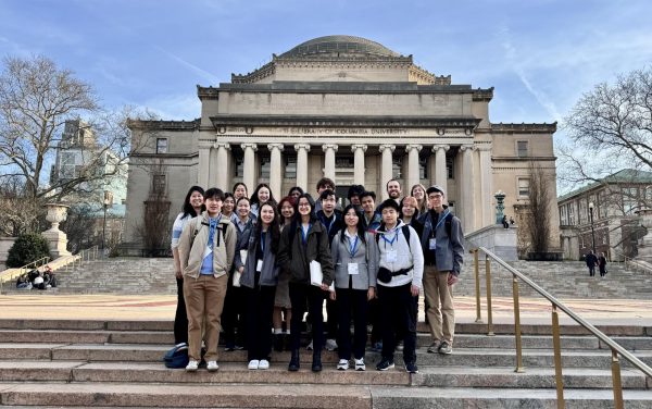 Harker journalism members stand in front of the library in Columbia university. They attended the CSPA convention for three days.