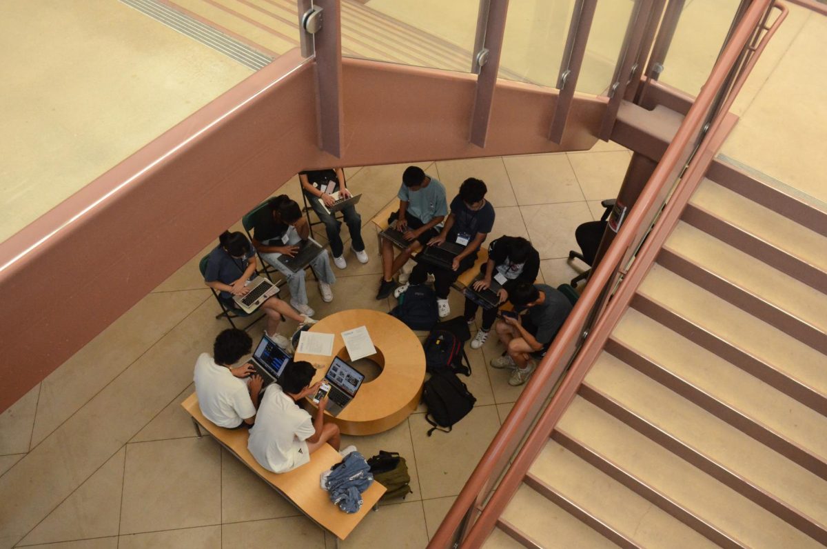 Frosh prepare their presentations for the Innovation Challenge. Awards included "Best Overall," “Best Presentation” and “Most Innovative.” 