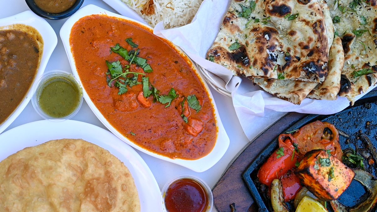 Our favorite dish by far was the chicken tikka masala; boneless chicken cooked in a thick savory gravy with a sweet undertone that perfectly complemented the protein. We paired the tikka masala with the garlic naan, which was flavorful and crispy due to its charred outer crust.