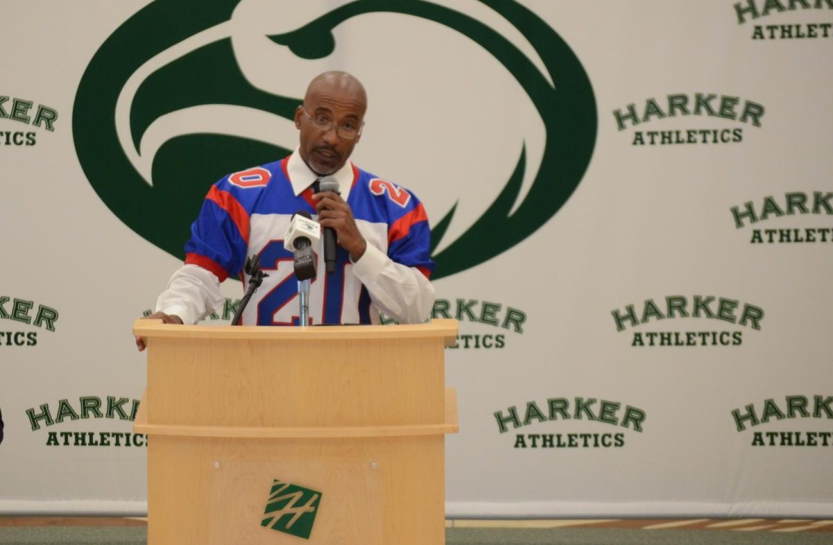 Lower and Middle School Assistant Athletic Director Kareem Stinson speaks about Arman Gupta ('09)'s leadership during his time on the varsity football team. He shared memories of Gupta's achievements and thanked Gupta’s family for their support.