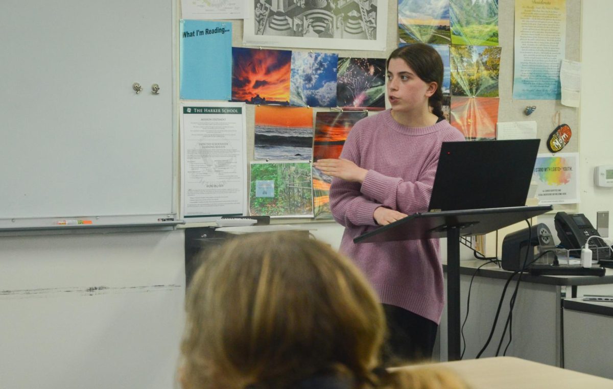 Neuroscience Club President Danielle Steinbach (11) speaks about the anatomy of the brain during the lecture. The presentation is part of a series aimed to help club members prepare for the Bay Area Brain Bee competition.