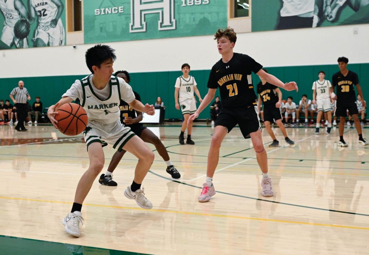 Daniel Zhu (10) controls the ball as he looks for an opening to make a play. Harker maintained a solid lead over Mountain View in the first half of the game.