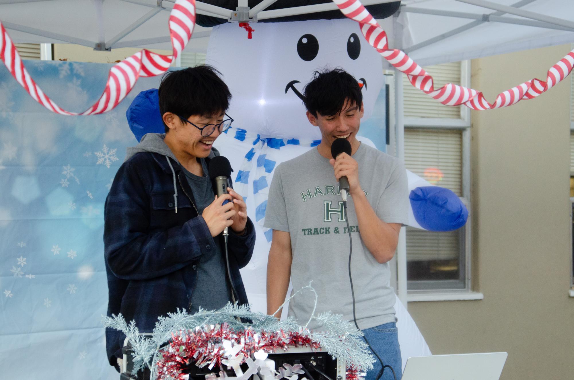 Juniors Robinson Xiang and Brady Tse sing "Snowman" by Sia. Previously, they ventured into songs without holiday themes like "Die With A Smile" by Lady Gaga and Bruno Mars.