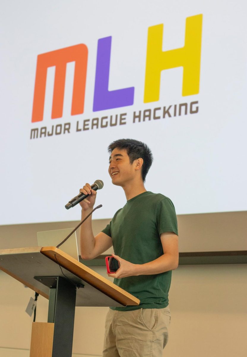 As co-director of HackDuke, a student-run organization that organizes hackathons, Wang began noticing common problems that arose within clubs, like lack of cohesion between club members and plans. He decided to create Pingr to reimagine club communication.