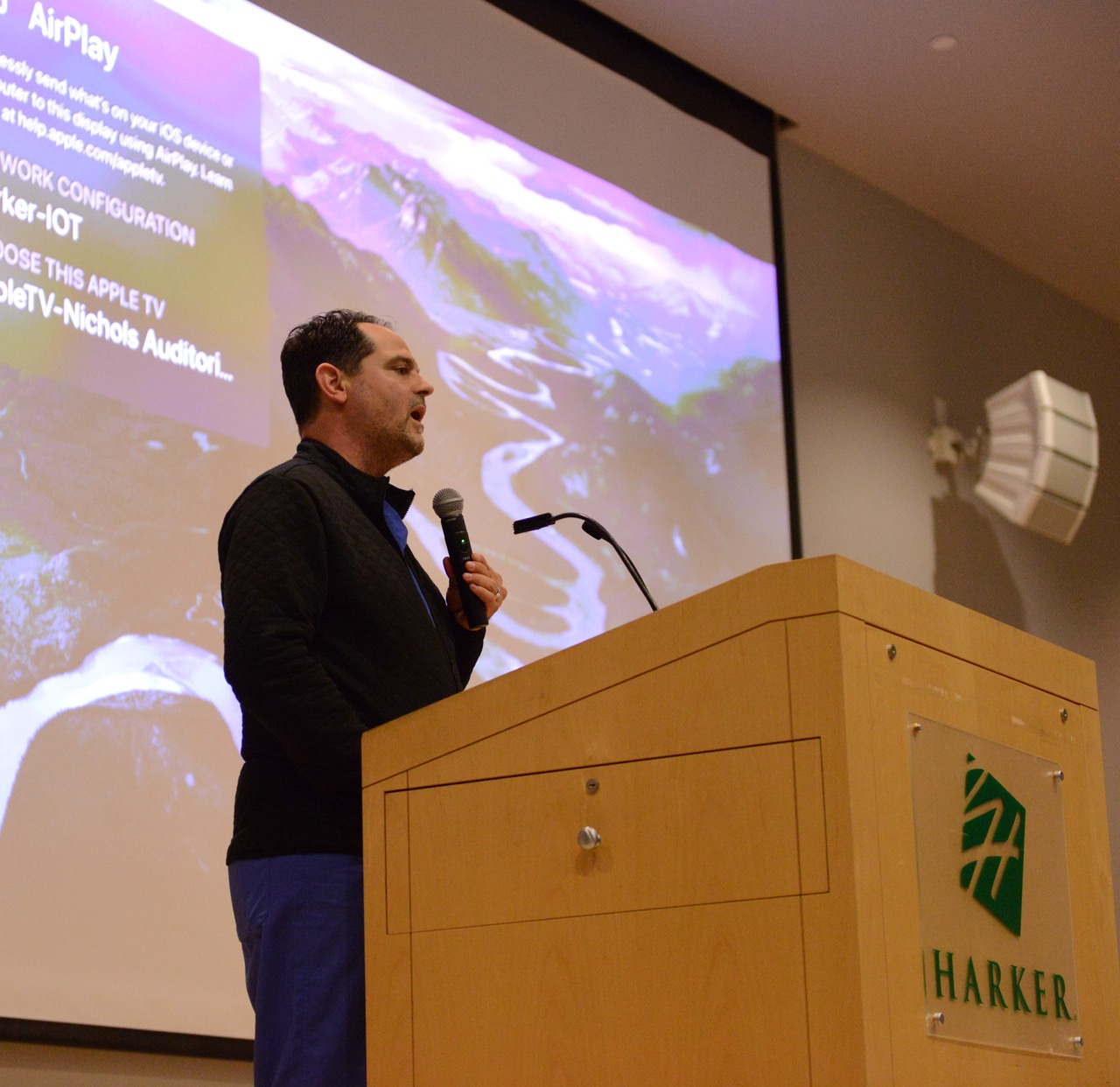 Stanford Associate Professor of Orthopedic Surgery Dr. Derek F. Amanatullah M.D., PhD. answers a question during the Q&A. Students were curious about how he maintains a work-life balance as both a researcher and surgeon.