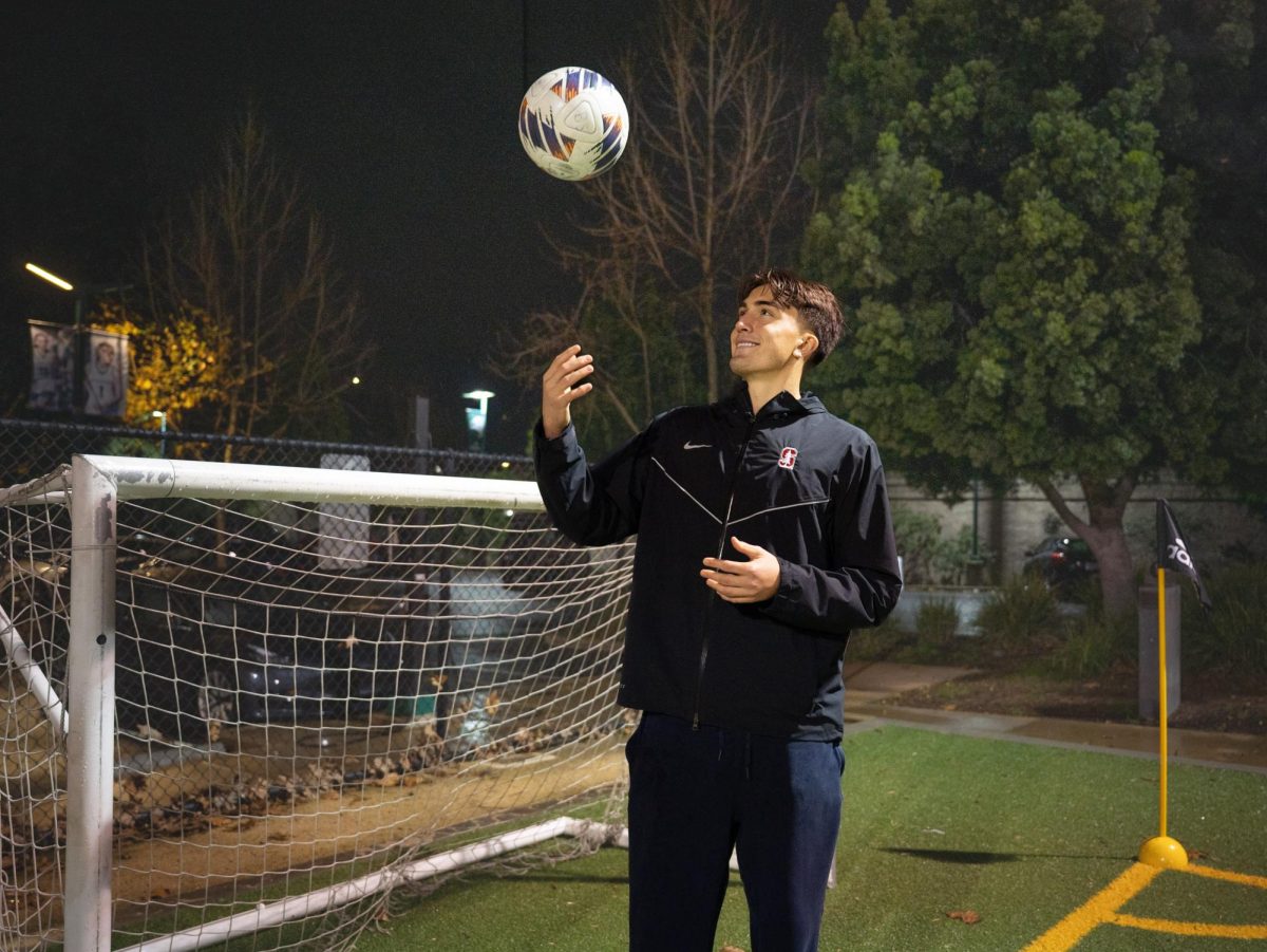 Laszlo Bollyky (‘22) returns to Harker Upper School for the annual alumni game. Now a goalkeeper at Stanford, Bollyky continues to build on the foundation he developed during his four years in the Harker soccer program.