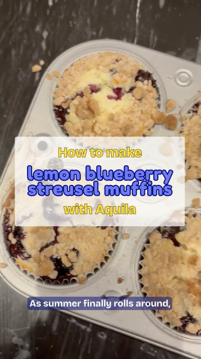 How to make lemon blueberry streusel muffins